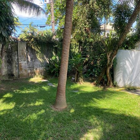 Casarao No Guaruja Com Piscina Villa Bagian luar foto