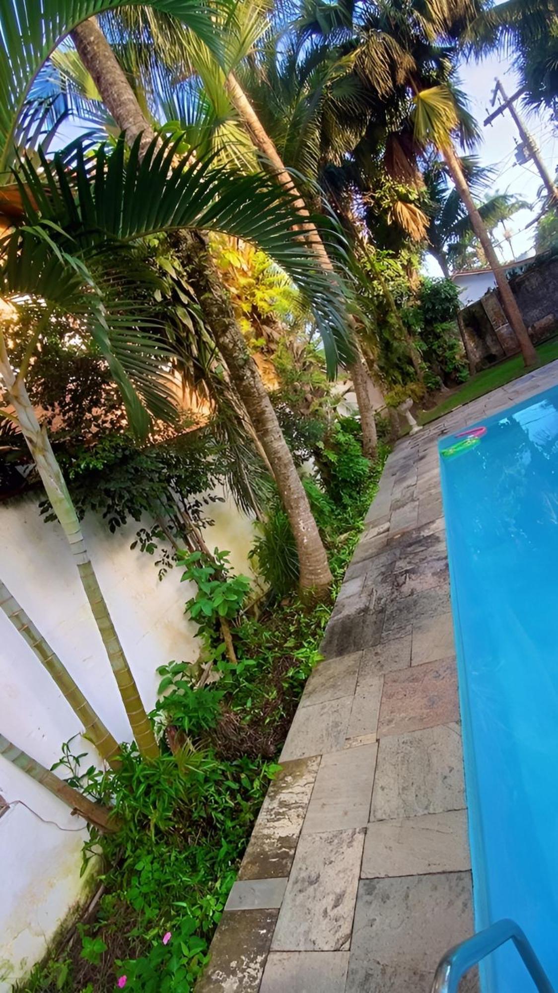 Casarao No Guaruja Com Piscina Villa Bagian luar foto